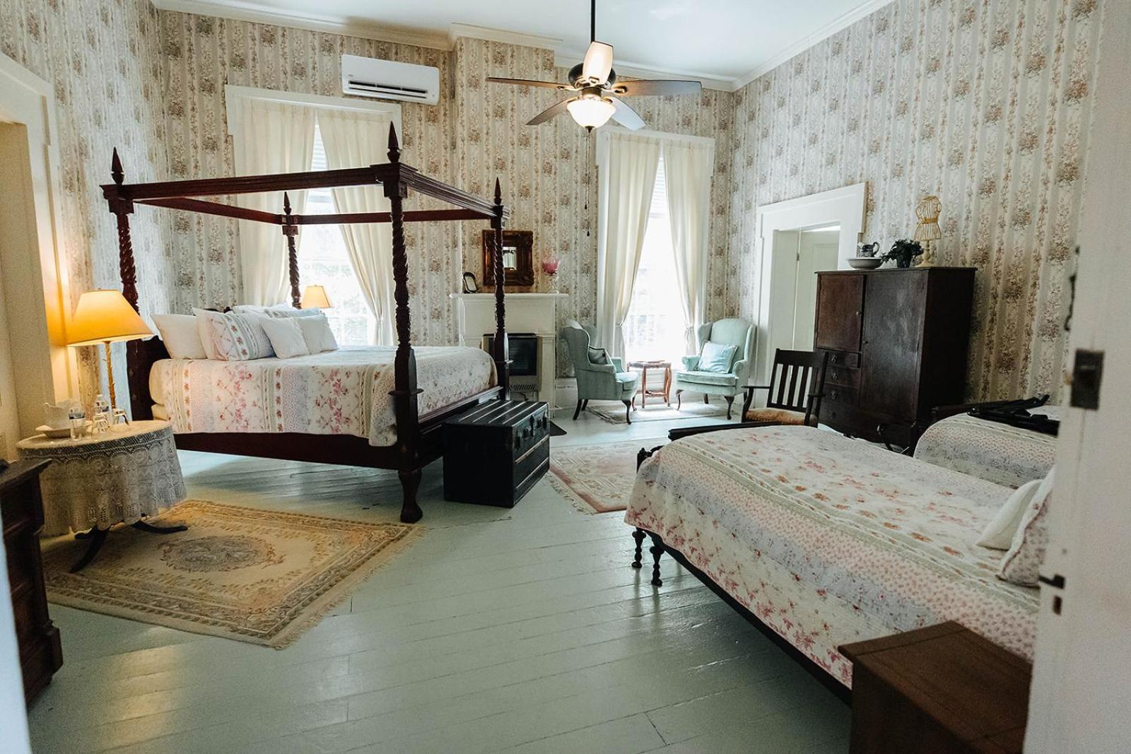 Maple Hill Manor Bed & Breakfast Springfield Eksteriør billede